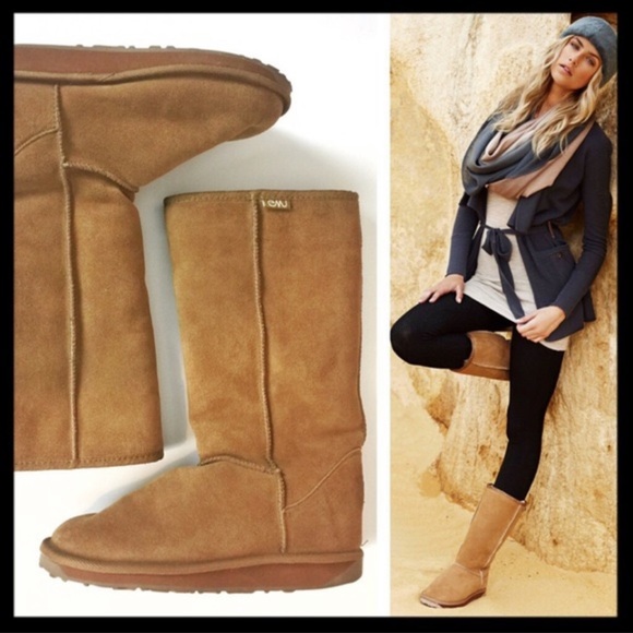 Chestnut Tan Lined Suede Winter Boots 